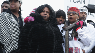 Tamir Rice's Mother Calls Tamika Mallory and Celebrity BLM Activists 'Clout Chasers'